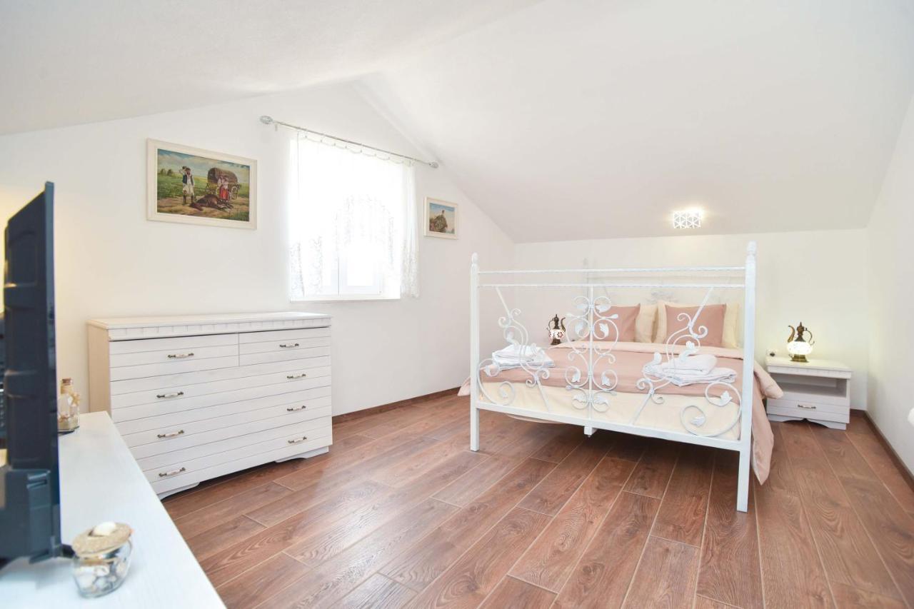 Apartman Senka Budva Buitenkant foto